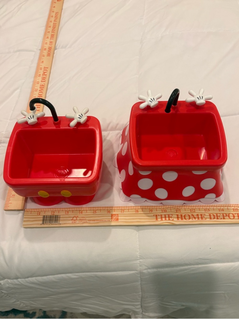 Disney Parks, Mickey and Minnie kitchen sink sundae bowls